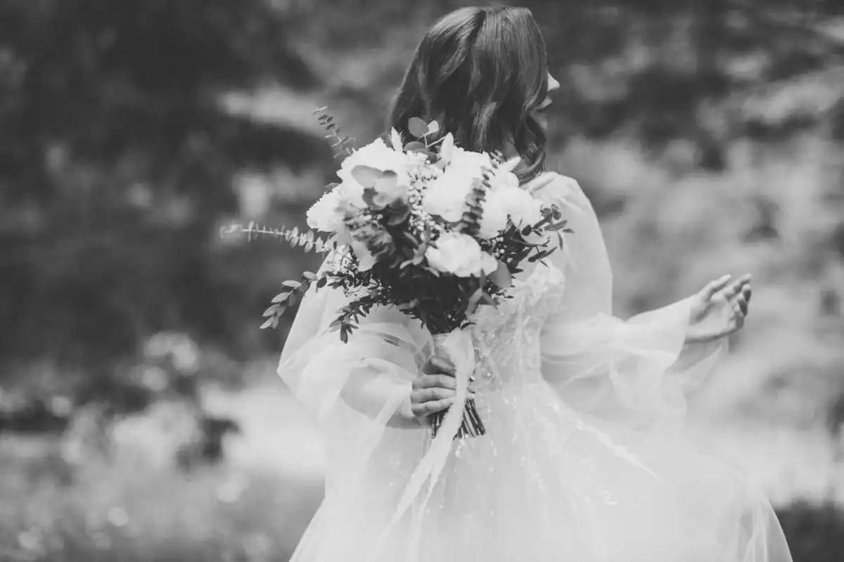 Žiadna nuda ani klišé: originálne spoločné svadobné fotografie, ktoré spravia váš deň nezabudnuteľným