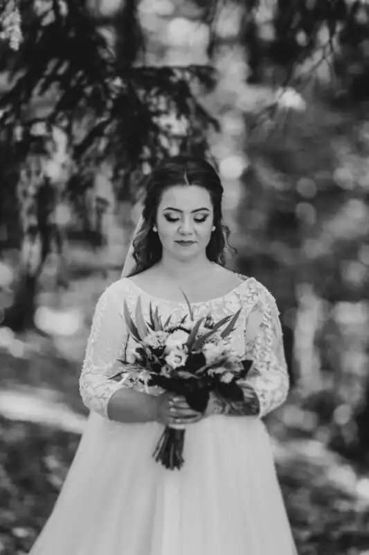 Fotograf Martin – ako si vybrať človeka na svadobné, portrétne a prirodzené rodinné fotenie s dôrazom na emóciu a nadčasový výsledok