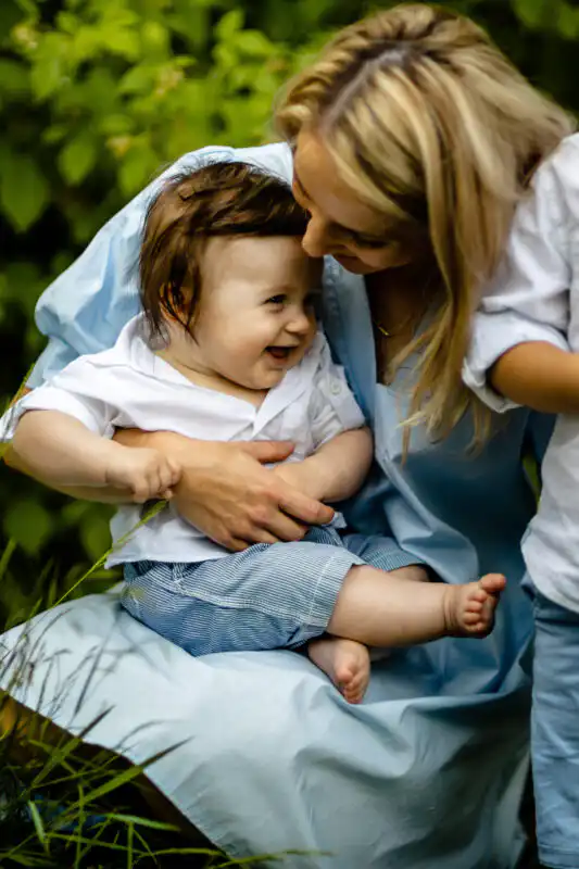 Koľko stojí rodinné fotenie a čo všetko obsahuje? (reálne ceny)
