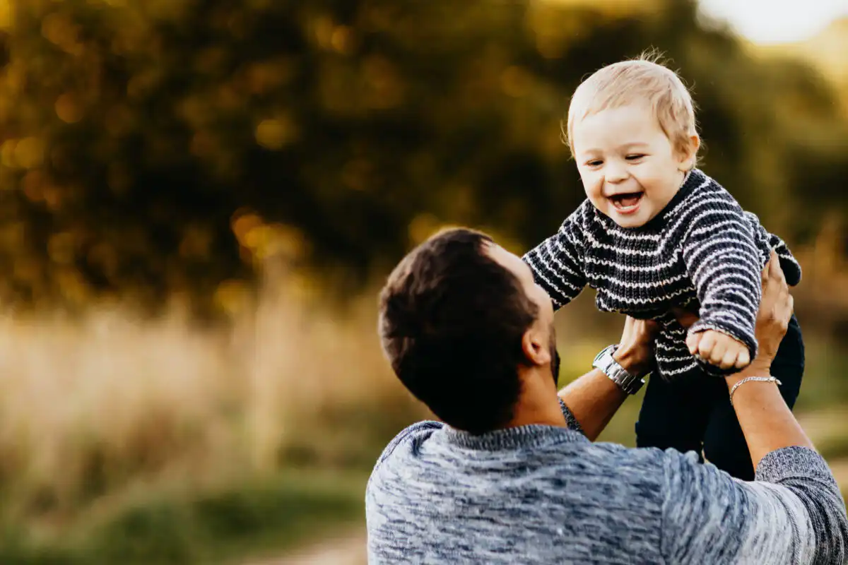 Prečo deti nechcú spolupracovať na fotení (psychológia + riešenie bez stresu)
