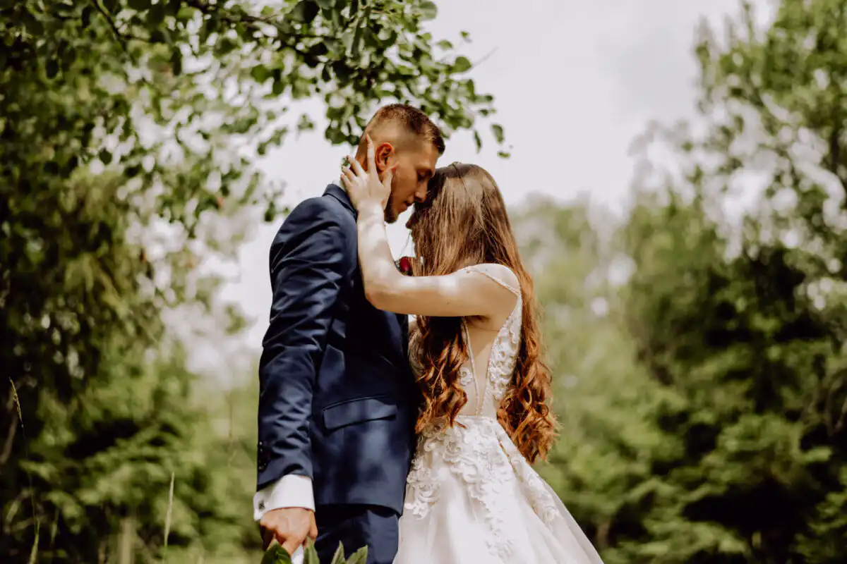 Fotograf Orava vs. svadobný fotograf Orava – aký je rozdiel a koho si vybrať na svadbu