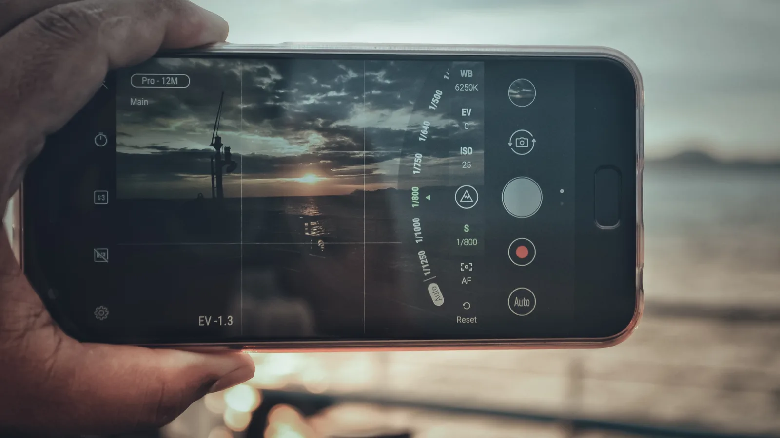 Tematická fotografia k článku Ako fotografovať západ slnka – kompletný sprievodca fotografovaním západu slnka