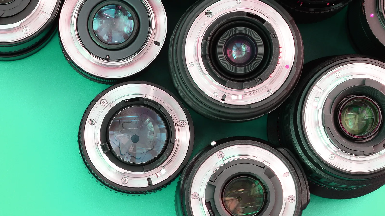 Objektívy, na ktoré sa oplatí čakať v roku 2026 (fámy a úniky) – fotografia z Envato