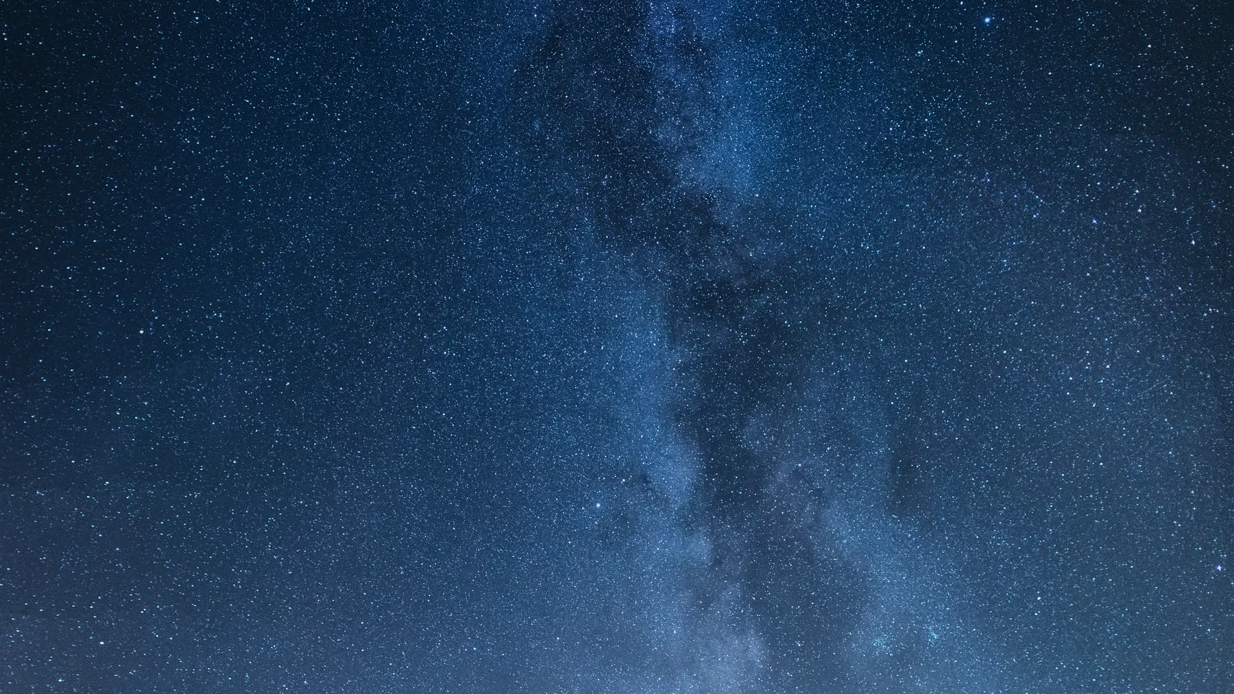 Mliečna dráha a hviezdna obloha pri nočnom fotografovaní
