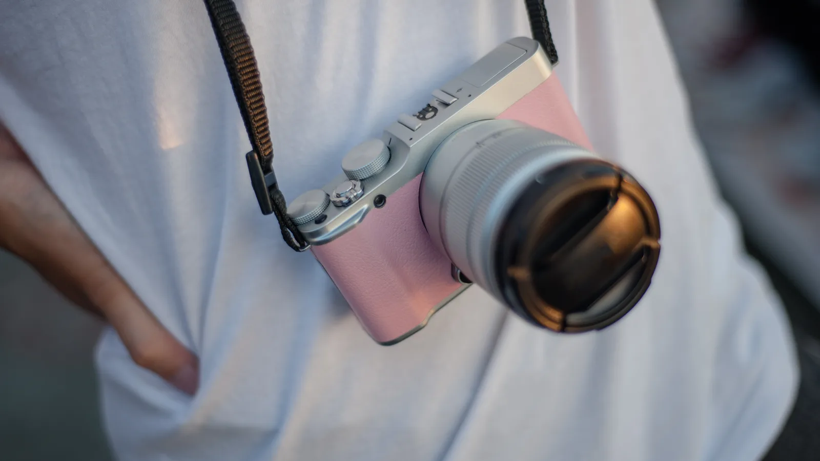Tematická fotografia k článku Street fotografia – ako fotiť ľudí prirodzene, bez stresu a s príbehom
